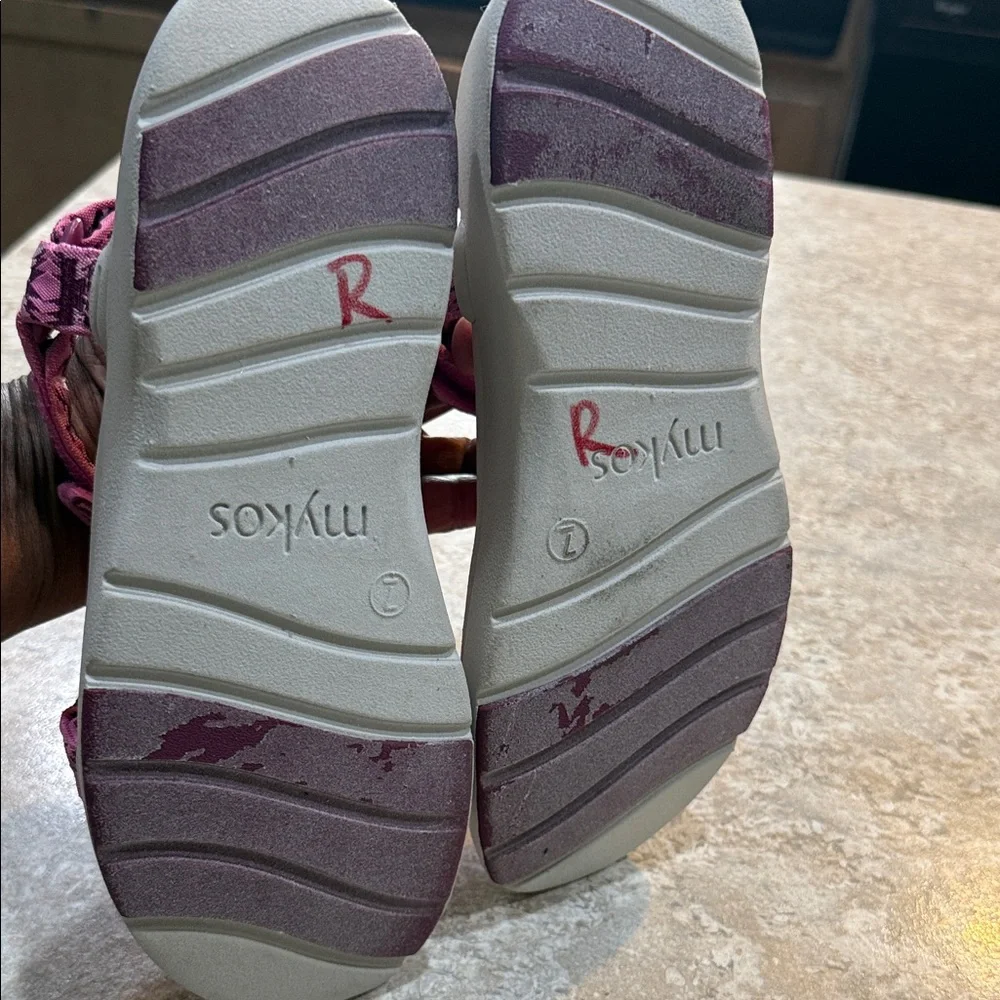 Mykos Women's Solstice Sandals in Fuchsia Strappy Comfort Sandals - Picture 8 of 9